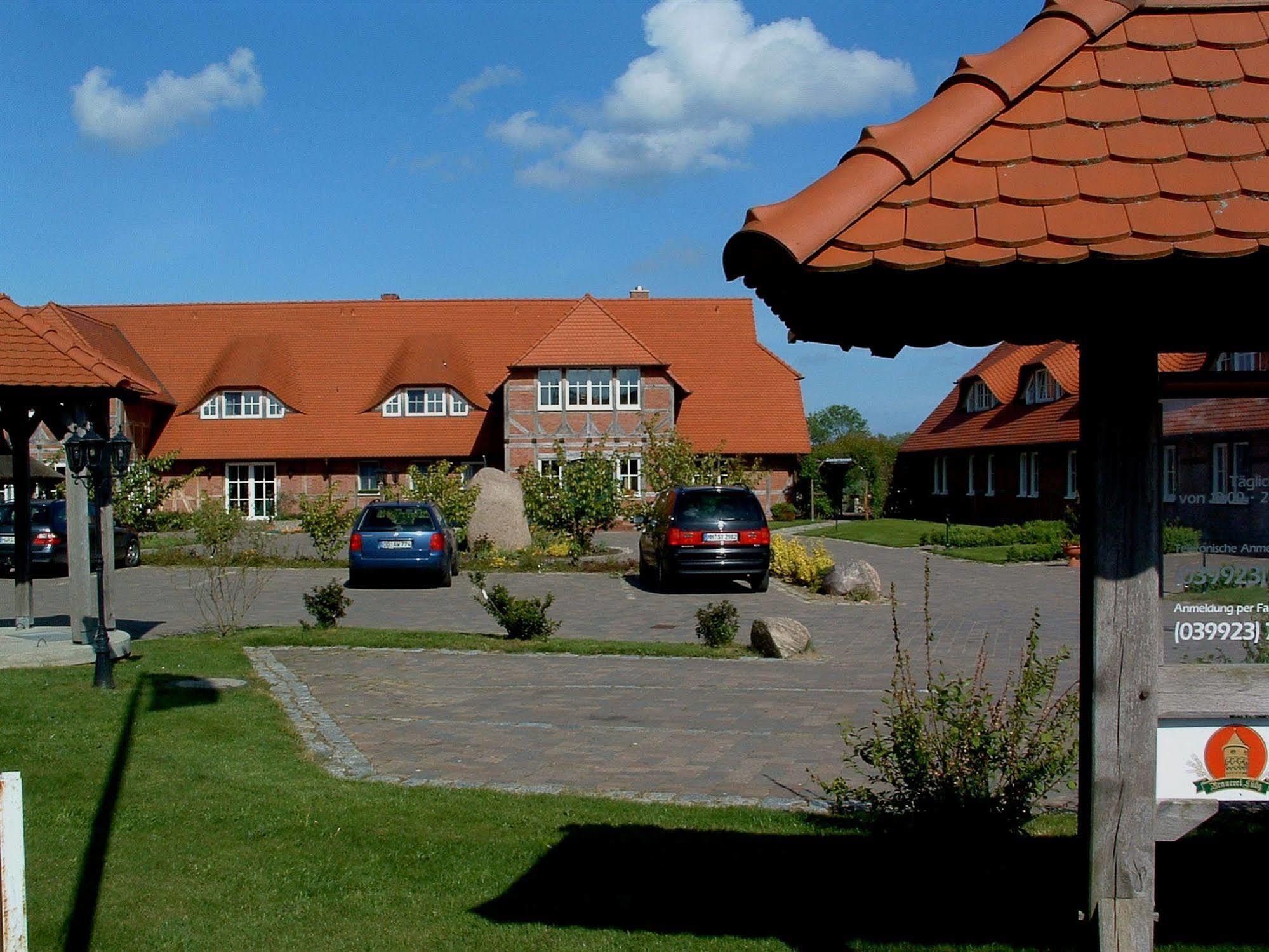 Flair Seehotel Zielow Ludorf Exterior photo